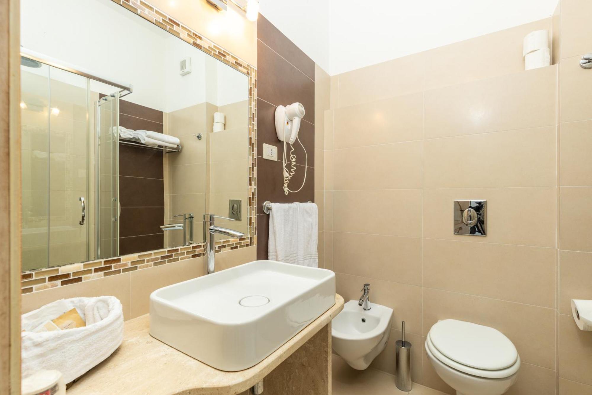 Abamar Hotel 4*
